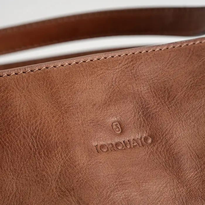 Ledertasche Logopraegung Ledertasche Logopraegung